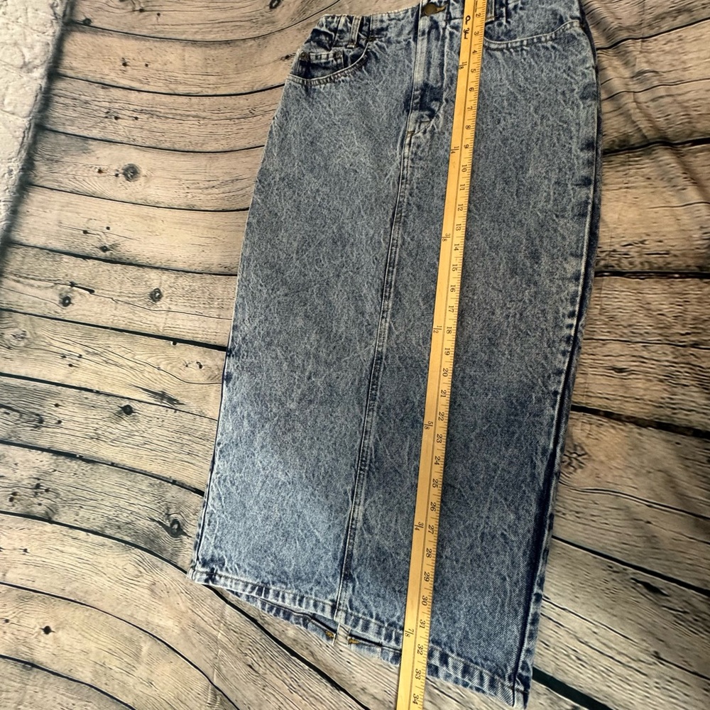 Whipp Vintage 80s 90s Acid Wash Blue Denim Midi Skirt Back Button Slit Size 9/10 - Picture 3 of 7